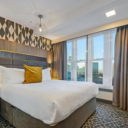 Roomzzz Manchester Victoria Ngoại thất bức ảnh