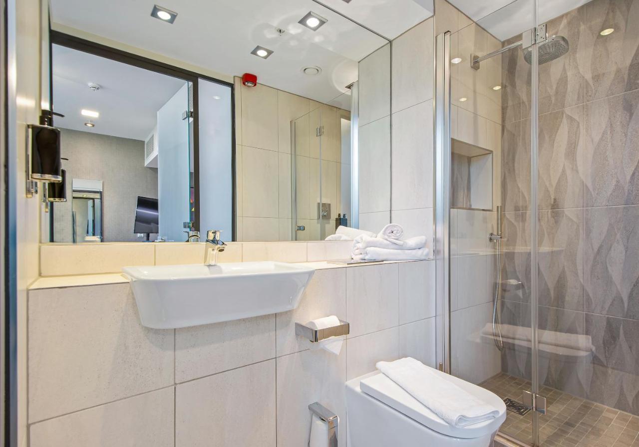 Roomzzz Manchester Victoria Ngoại thất bức ảnh