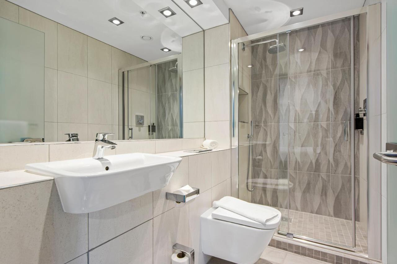 Roomzzz Manchester Victoria Ngoại thất bức ảnh