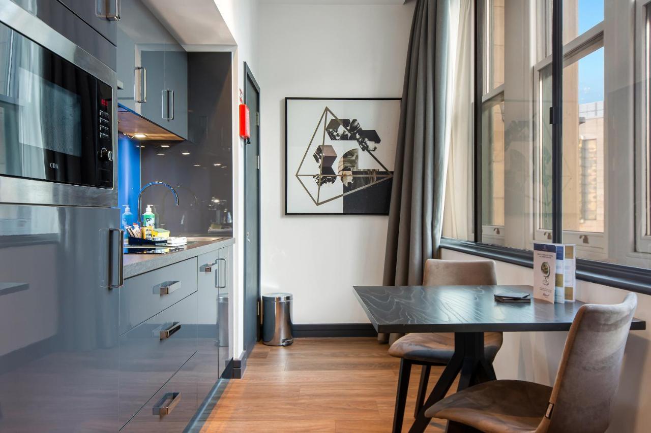 Roomzzz Manchester Victoria Ngoại thất bức ảnh