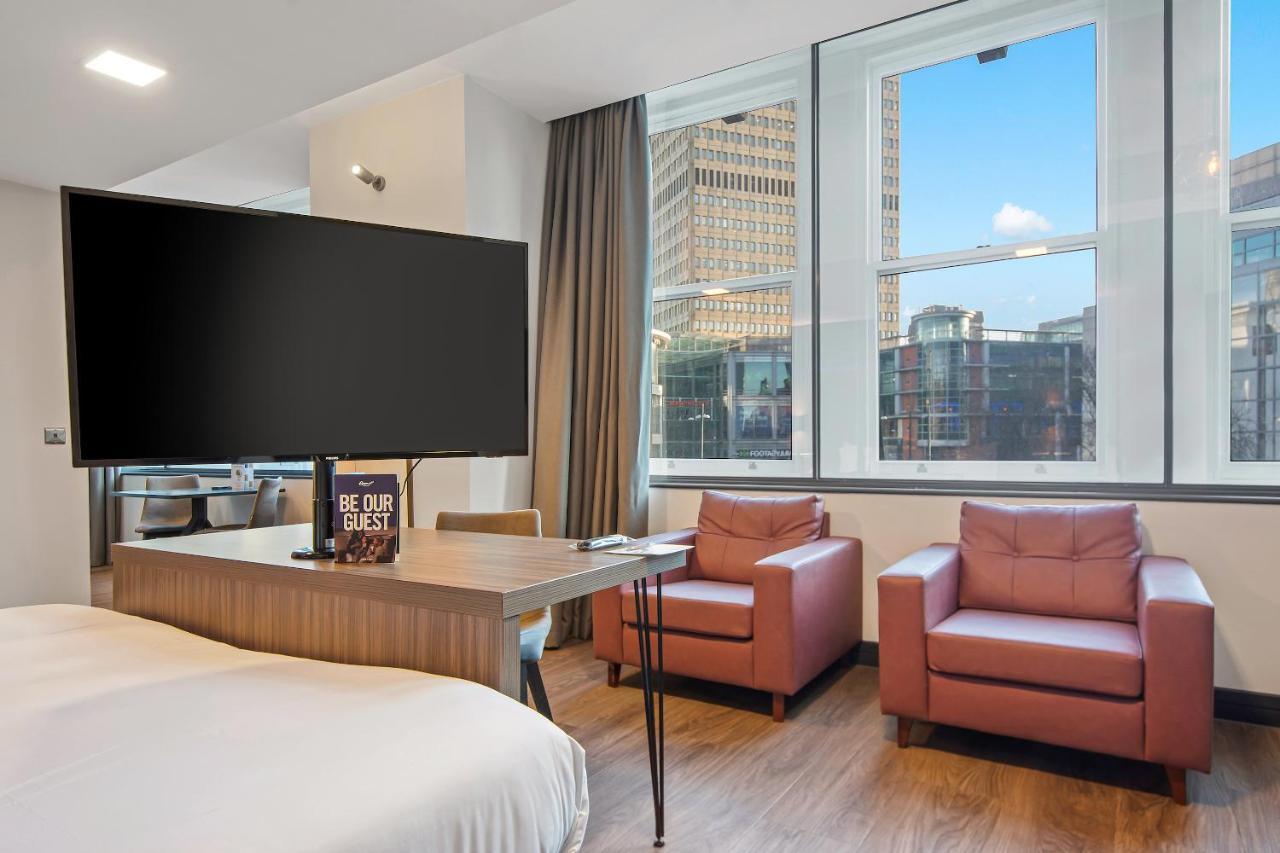 Roomzzz Manchester Victoria Ngoại thất bức ảnh