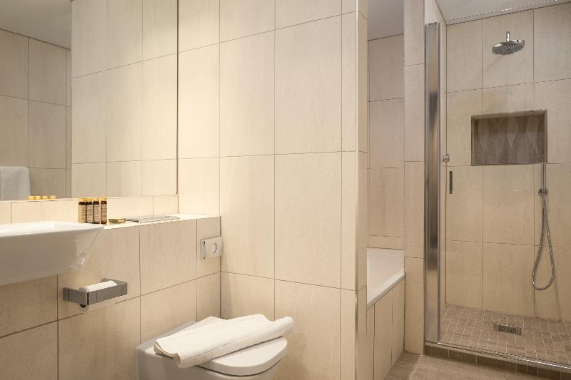 Roomzzz Manchester Victoria Ngoại thất bức ảnh