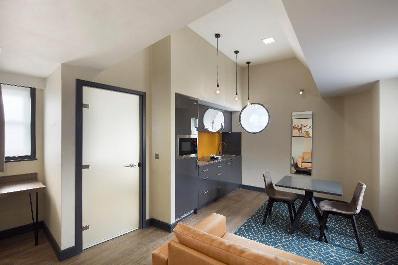 Roomzzz Manchester Victoria Ngoại thất bức ảnh